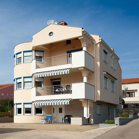 Apartments Petani Kožino エクステリア 写真